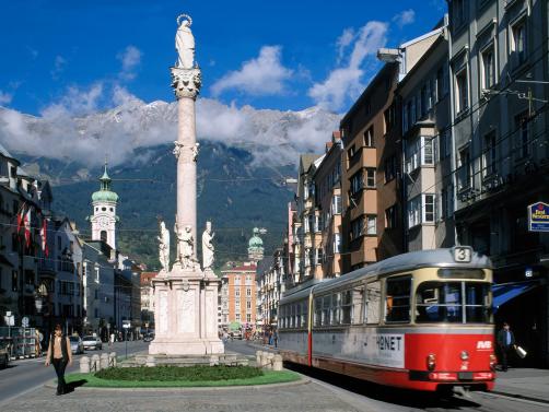 Innsbruck_Ausztria_utazás_adventiutazas.hu