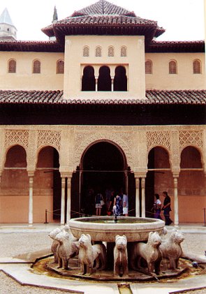 Alhambra_spanyolorszag_üdülés_xutazas.hu