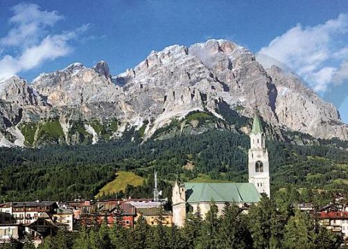 Cortina d\\\\\\\'Ampezzo, a Dolomitok fővárosa