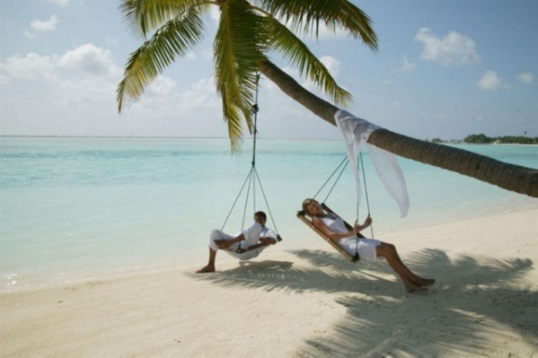 Maldív-szigetek - Meeru Island Resort & Spa ****+  (Egyéni) ****+