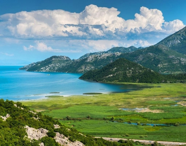 Albánia legszebb vidékein, az Albán-Alpoktól - a Jón-tengerig (Repülő)