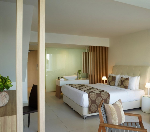 Ixian Grand & All Suites *****