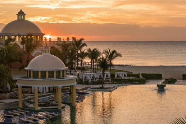 Mexikó - Hotel Iberostar Grand Paraíso ***** - Maya Riviera (Egyéni) *****